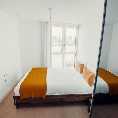 2 Bed Flat London Appartamento Esterno foto