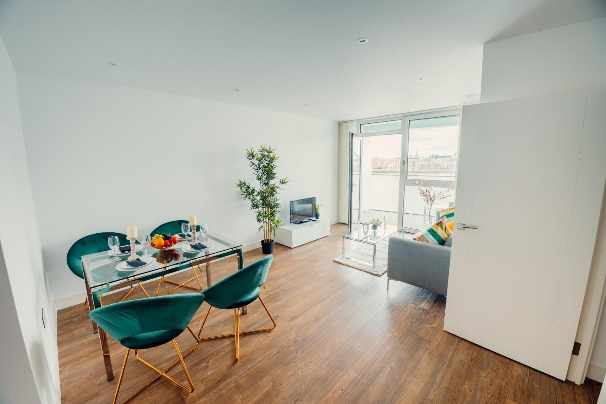 2 Bed Flat London Appartamento Esterno foto
